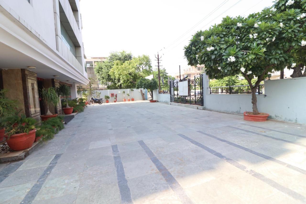 Hotel Crestmont Ashapurna Jaipur, Banipark Exteriér fotografie