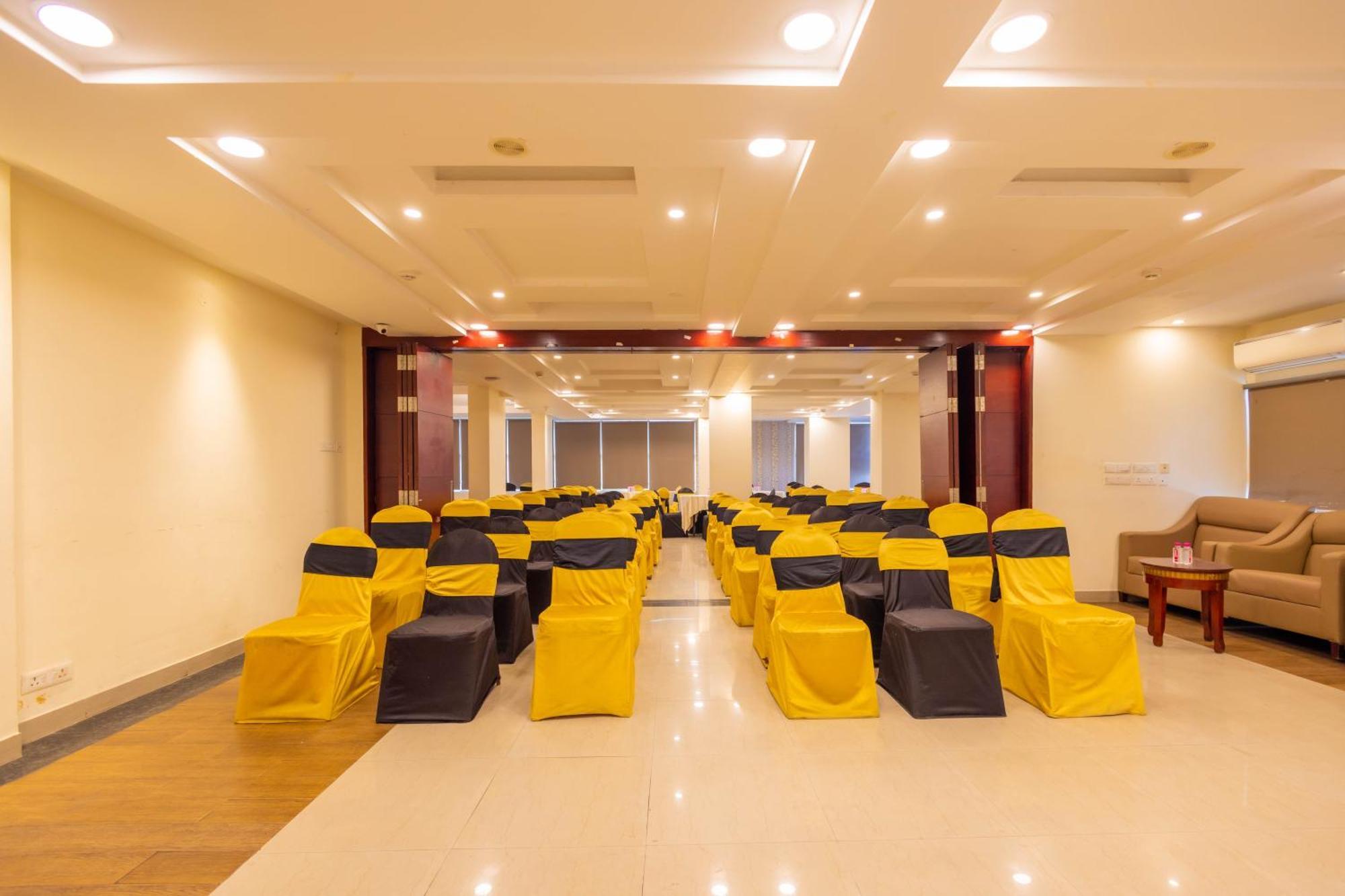 Hotel Crestmont Ashapurna Jaipur, Banipark Exteriér fotografie
